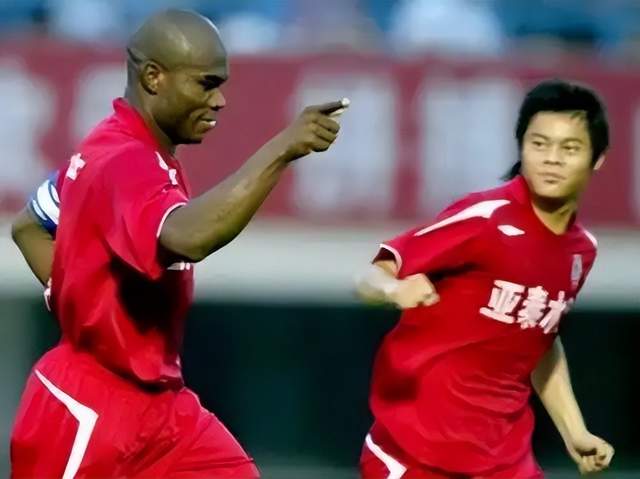 吐槽：1.78亿 ,篮网要签里弗斯？文班少林功夫白练了！