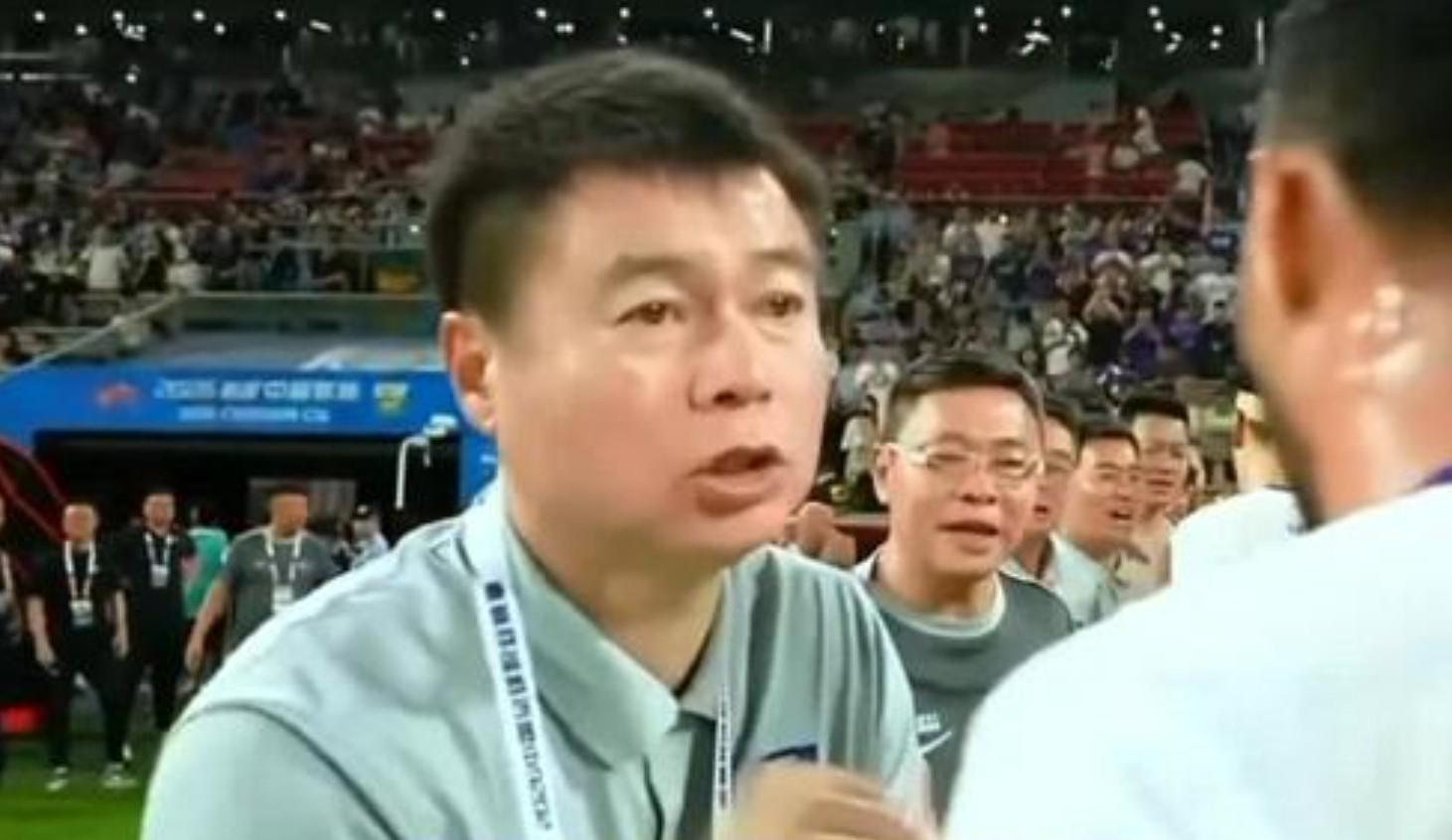 尼克斯夺冠纽约全城狂欢