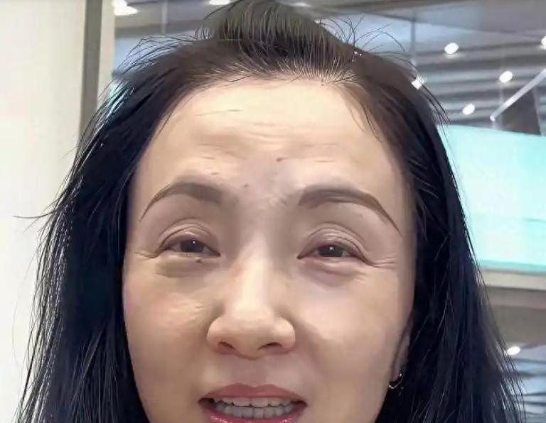 DAZN：齐沃赛前找加斯佩里尼搭话，称赞说这支罗马真强